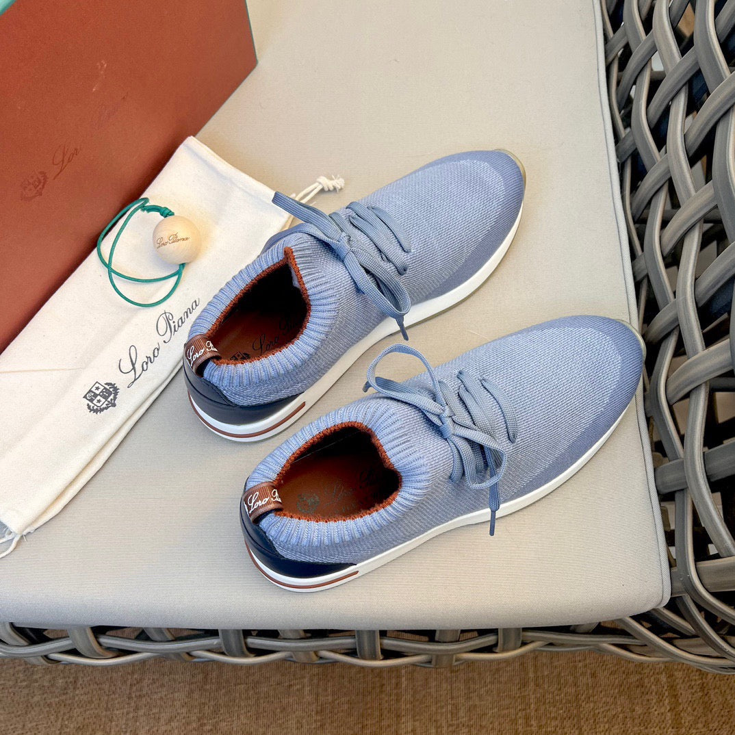 LP Sneakers