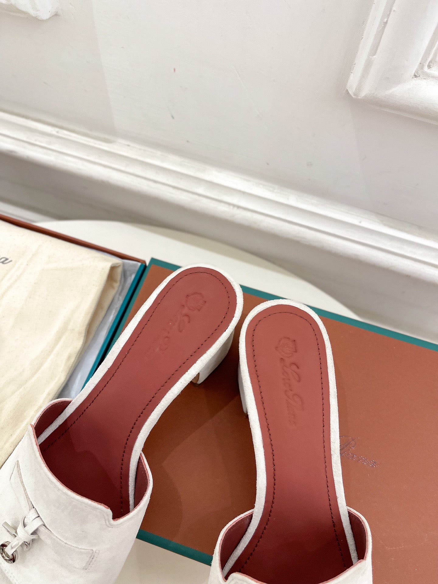 LP Sandals