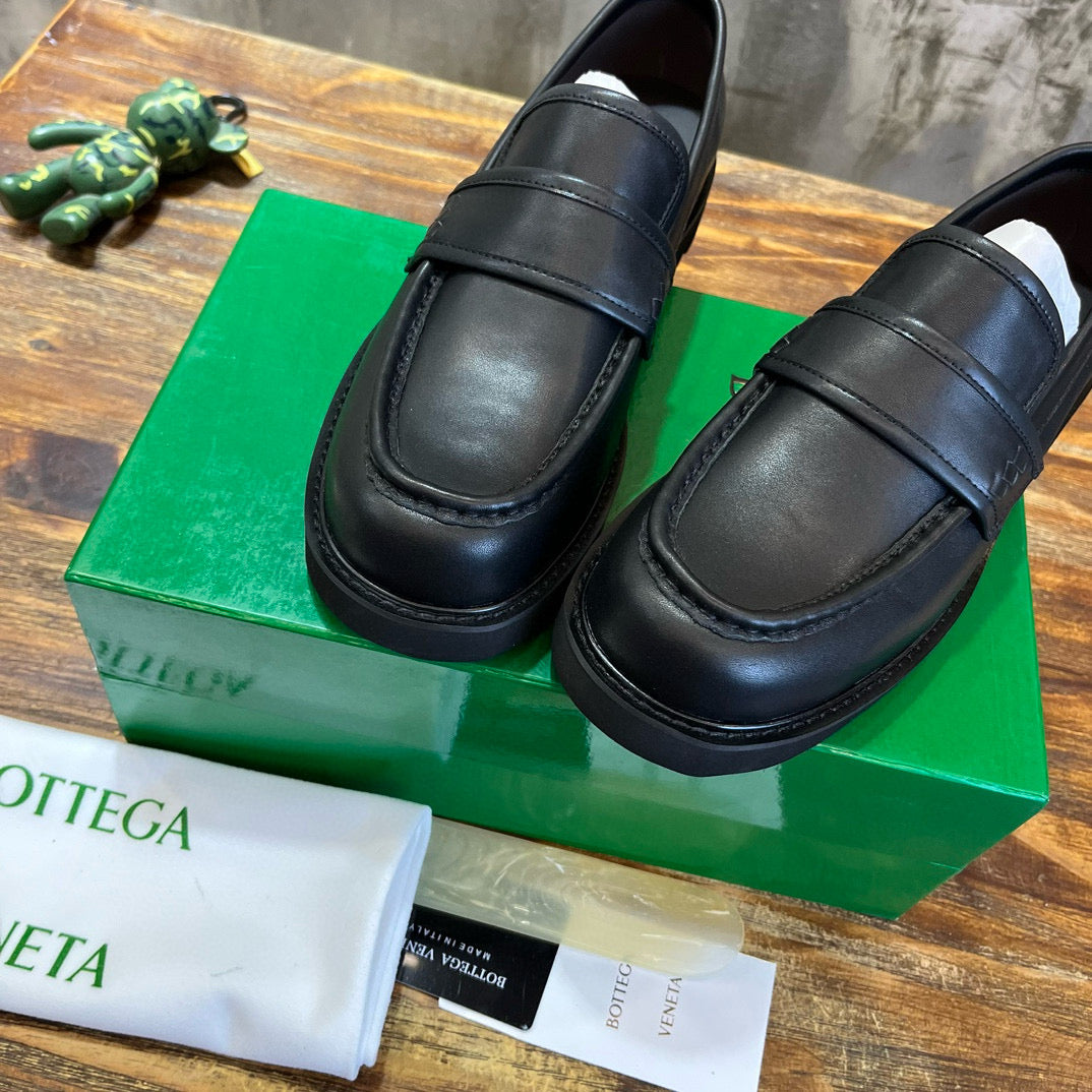 BV Loafer