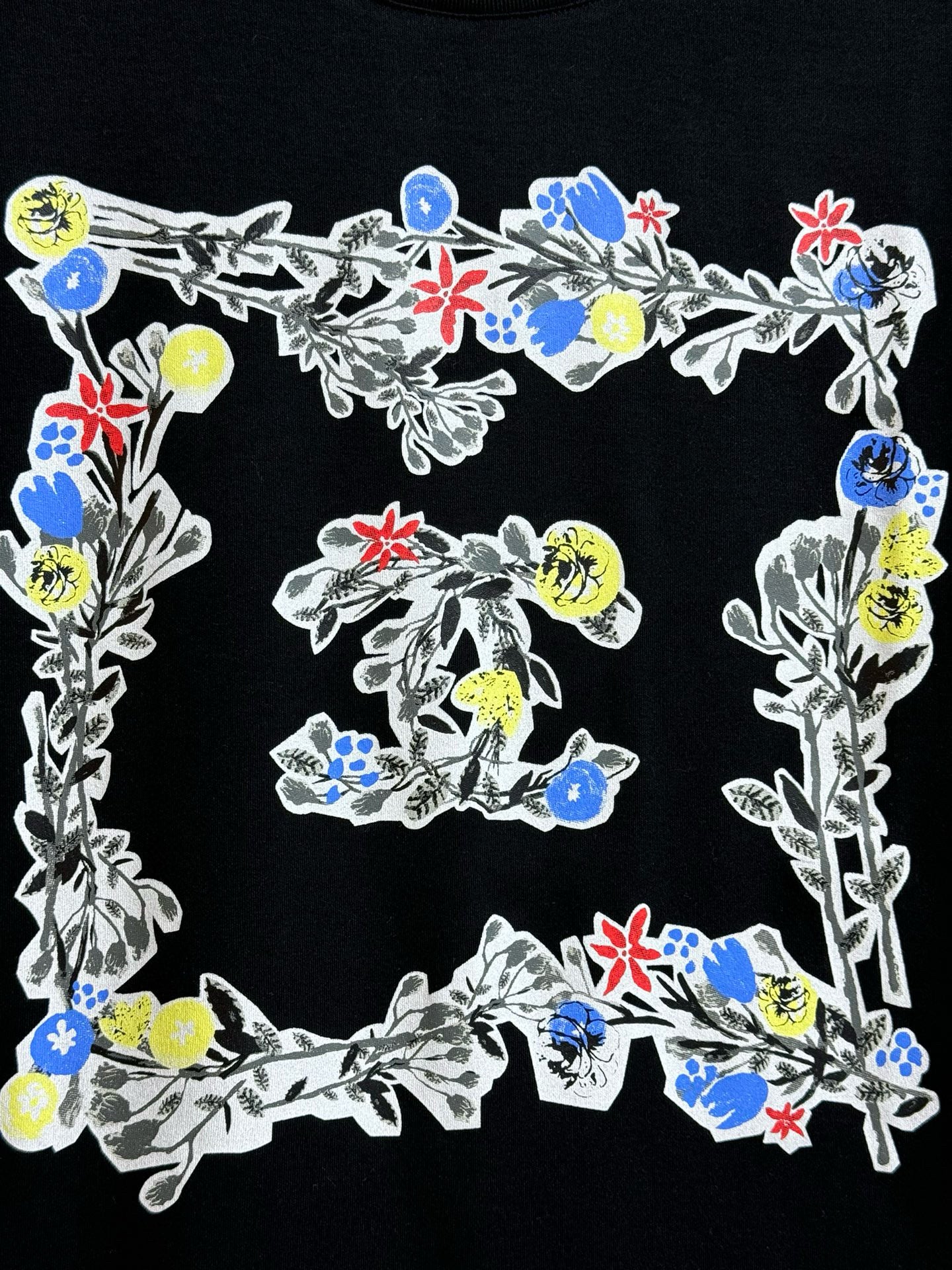 Chanel T-Shirt