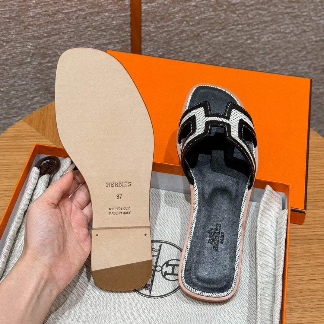 Hermes Slippers