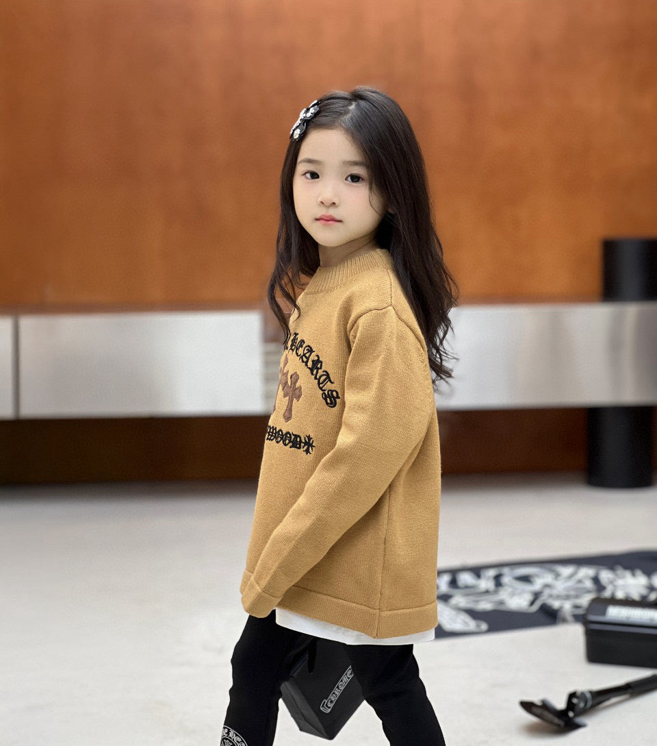 CH Sweater/Long Pant Set