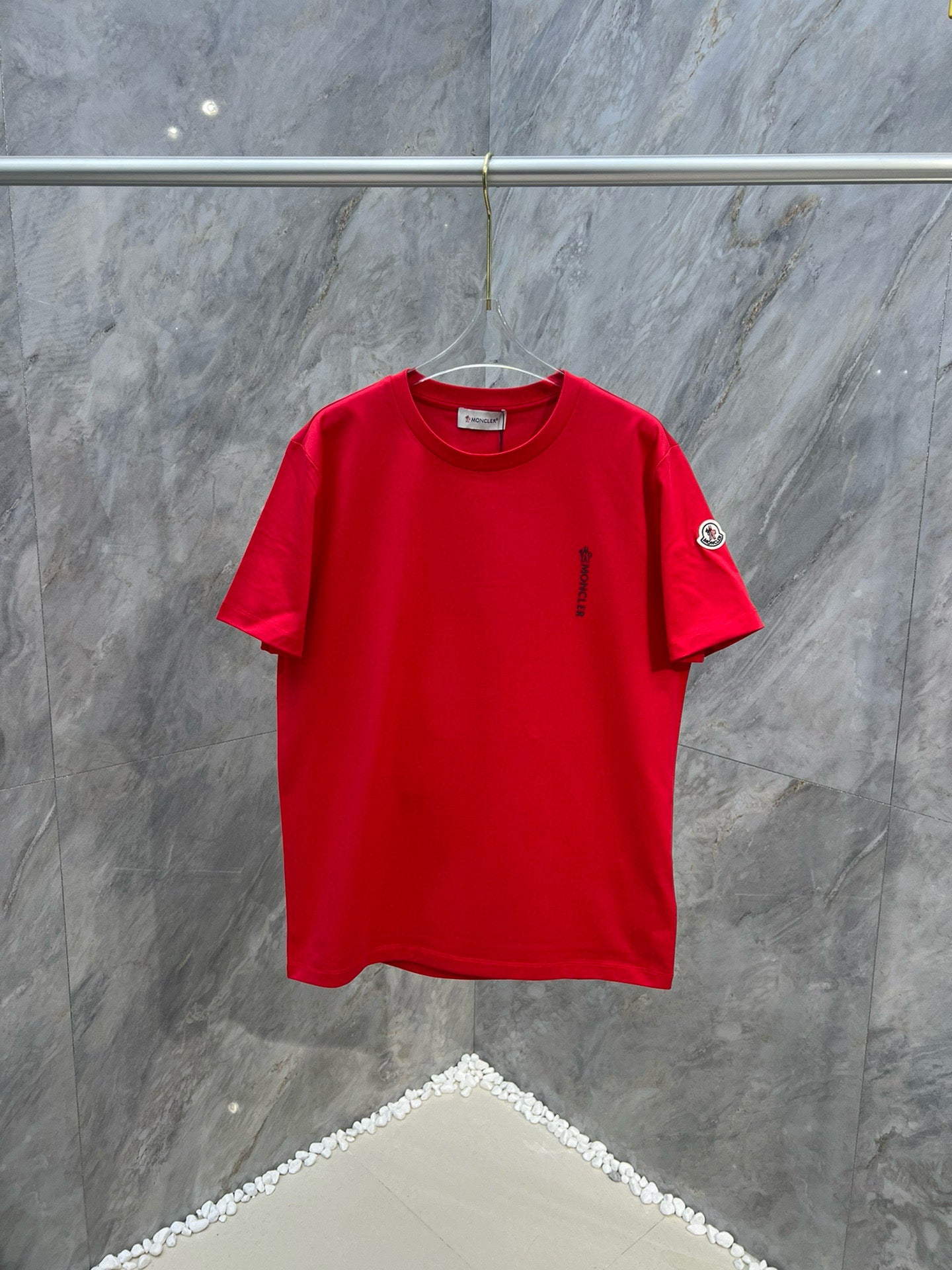 Moncler T-shirt