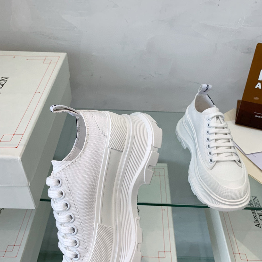 Alexander McQueen Sneakers