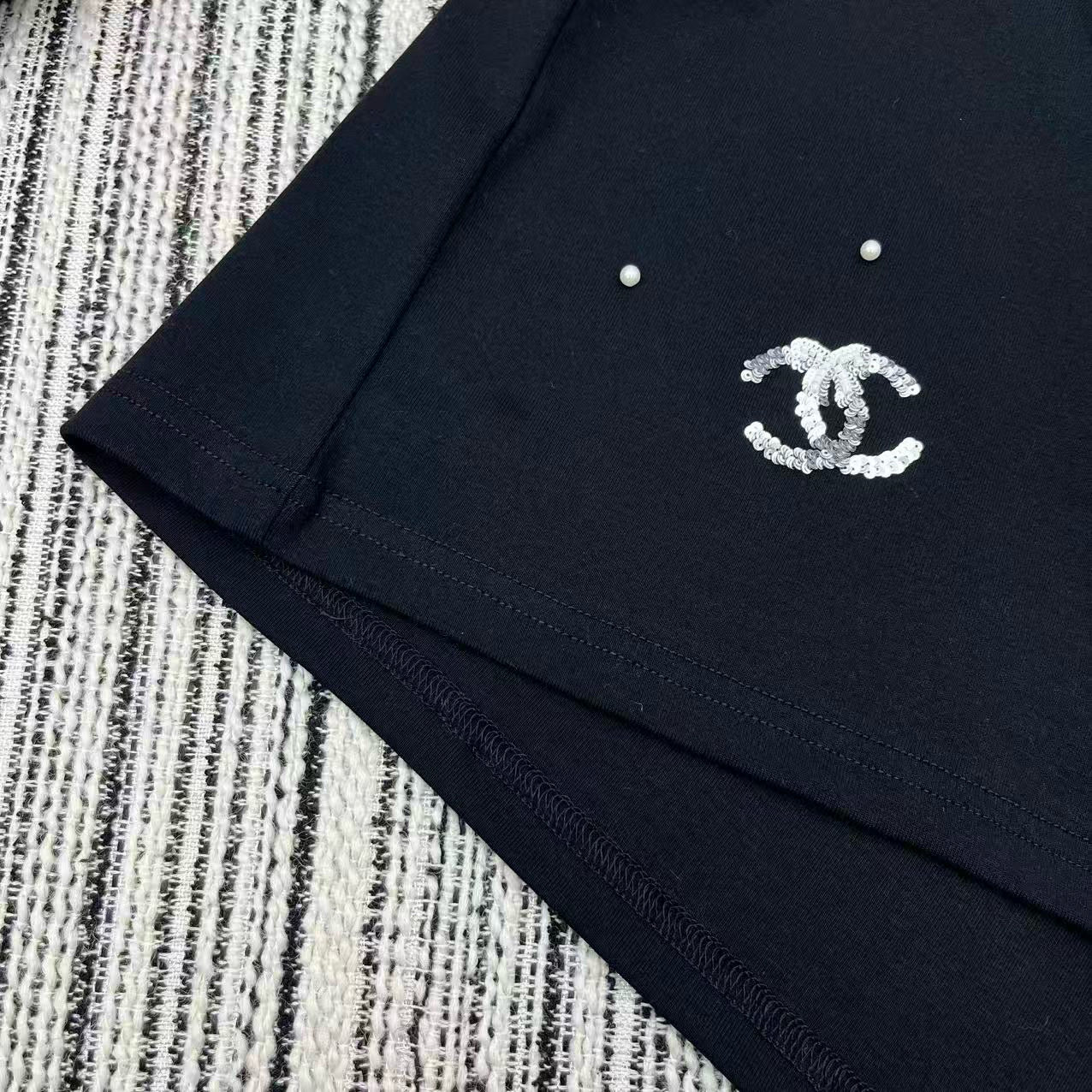 Chanel T-Shirt