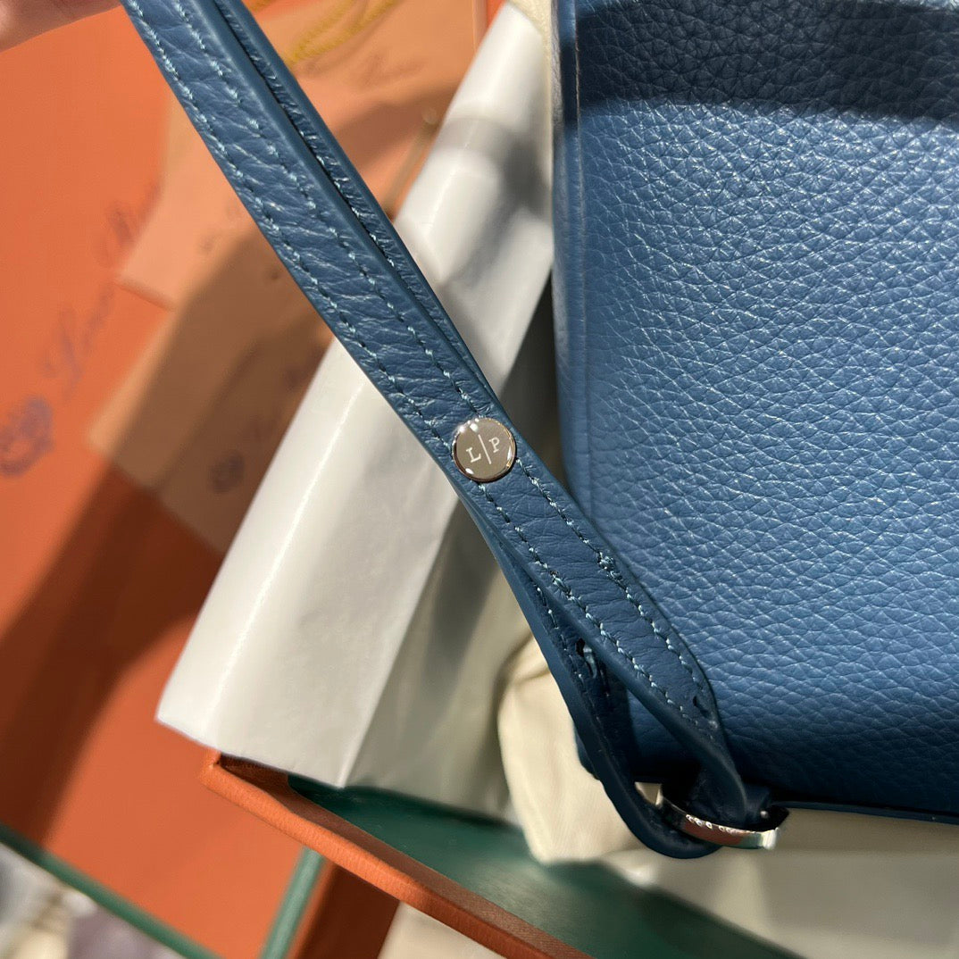 LP Extra Pocket L23.5 Backpack