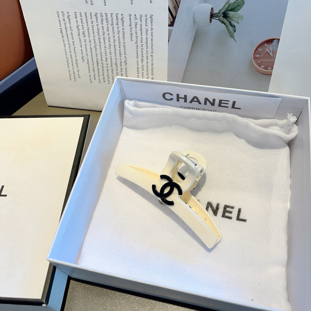 Chanel Hairpin