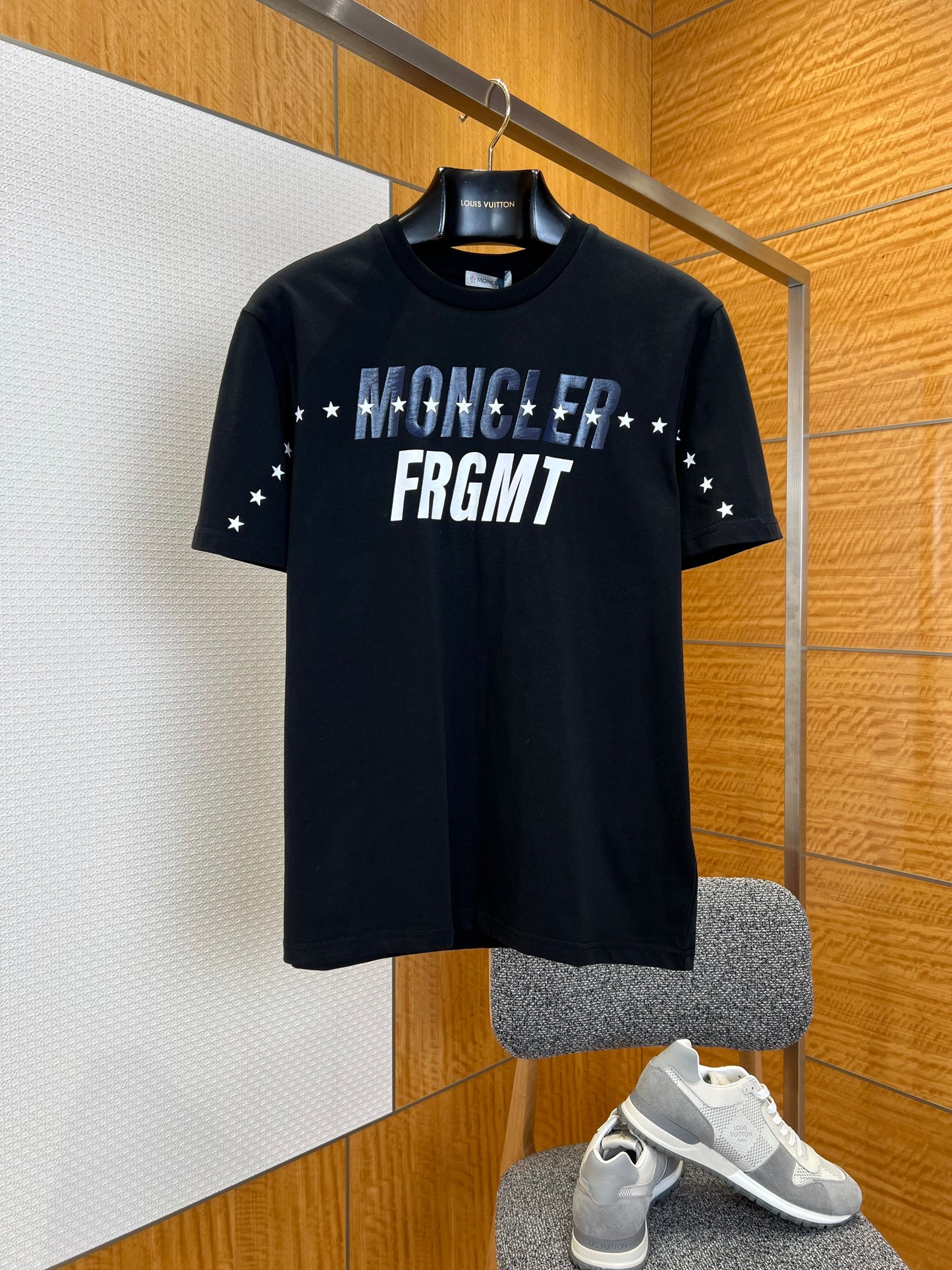 Moncler T-shirt