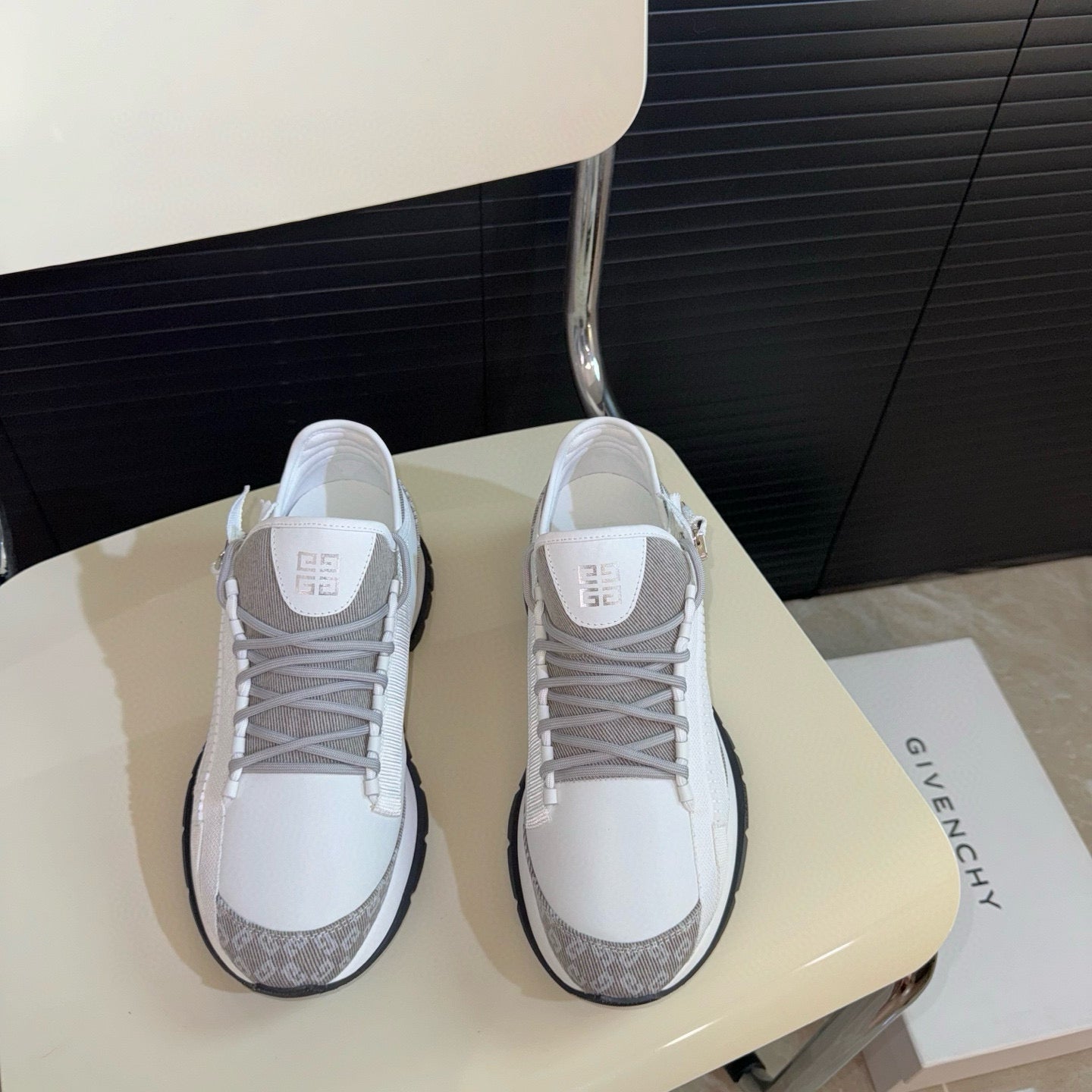 Givenchy Sneakers