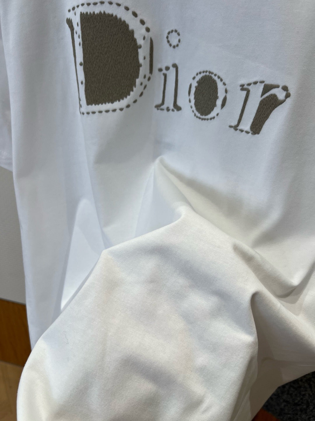 Dior T-shirt