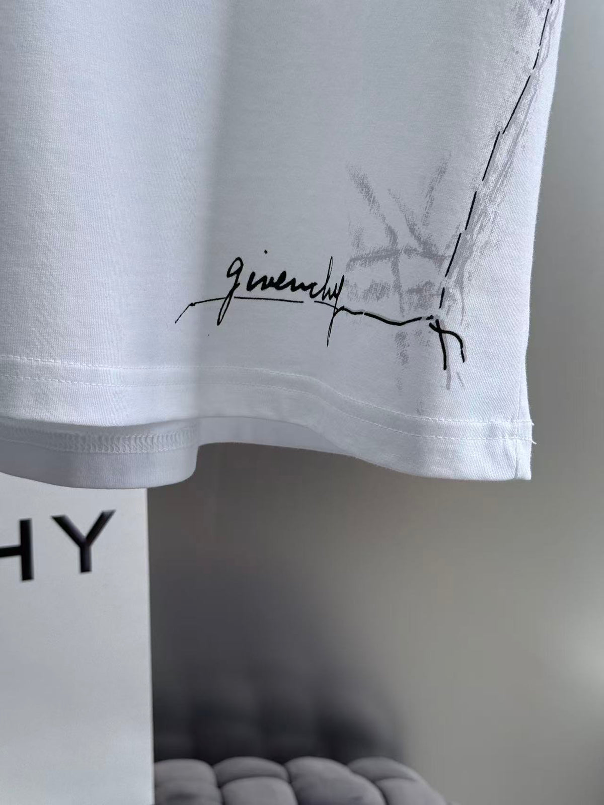 Givenchy T-Shirt