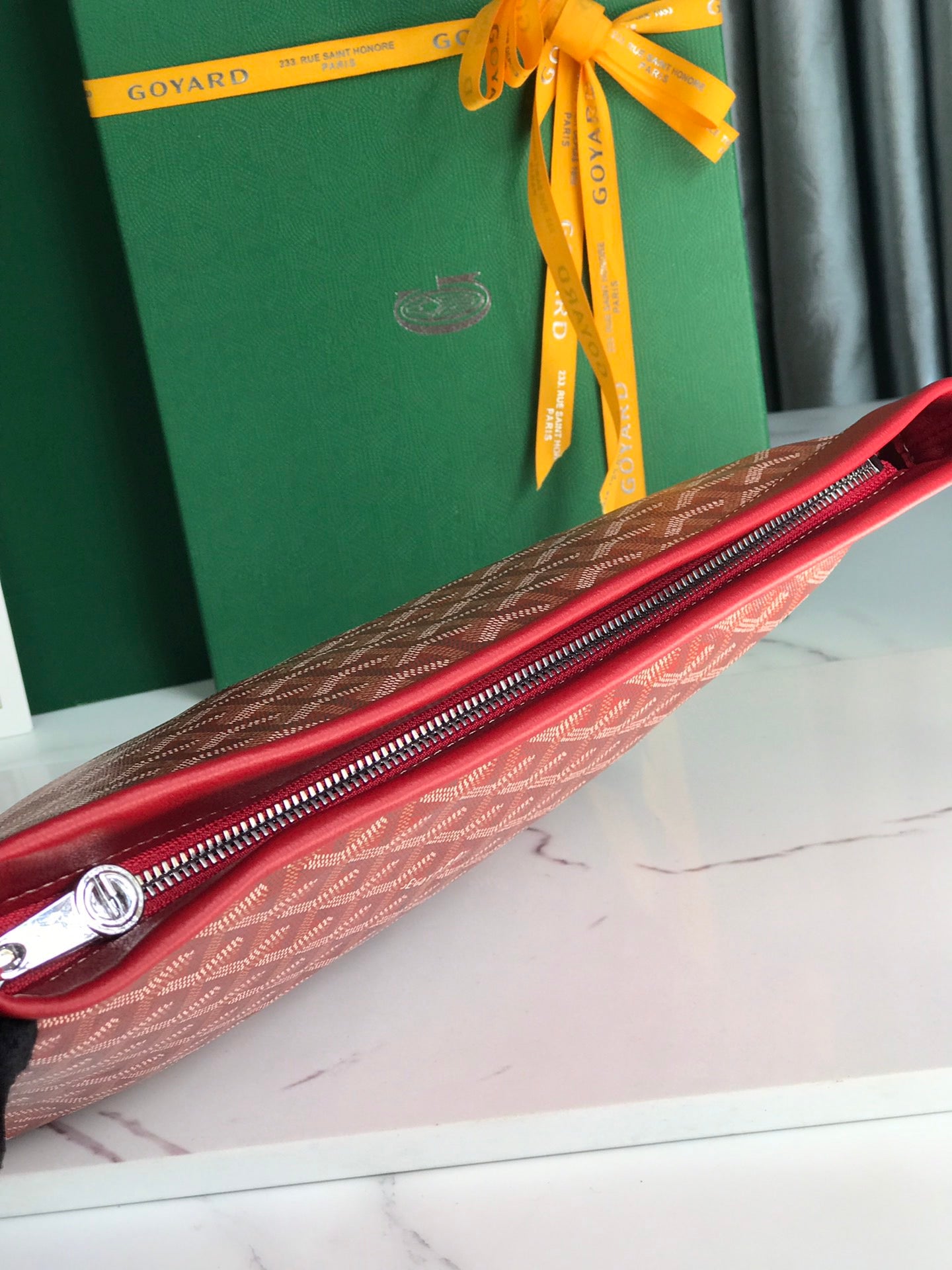 Goyard Conti
