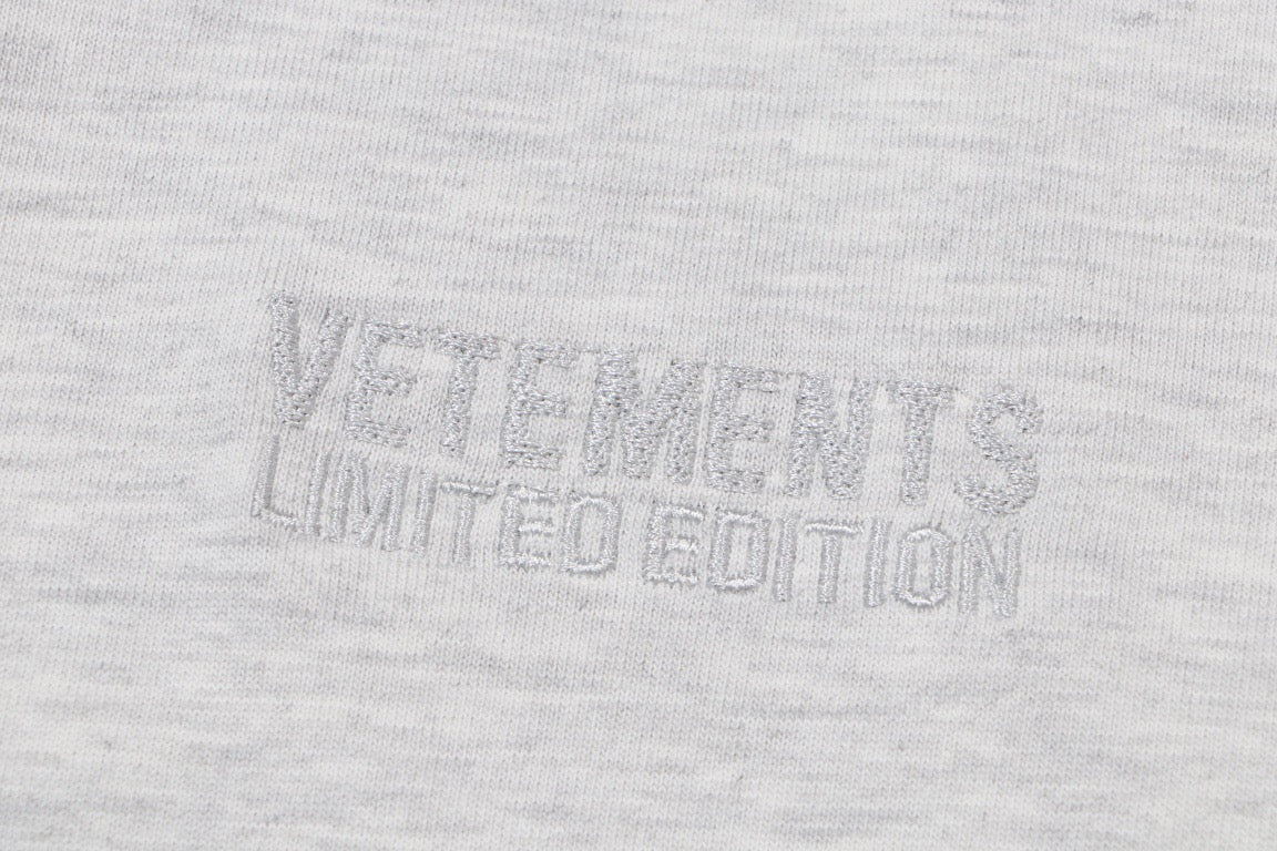 Vetements T-Shirts