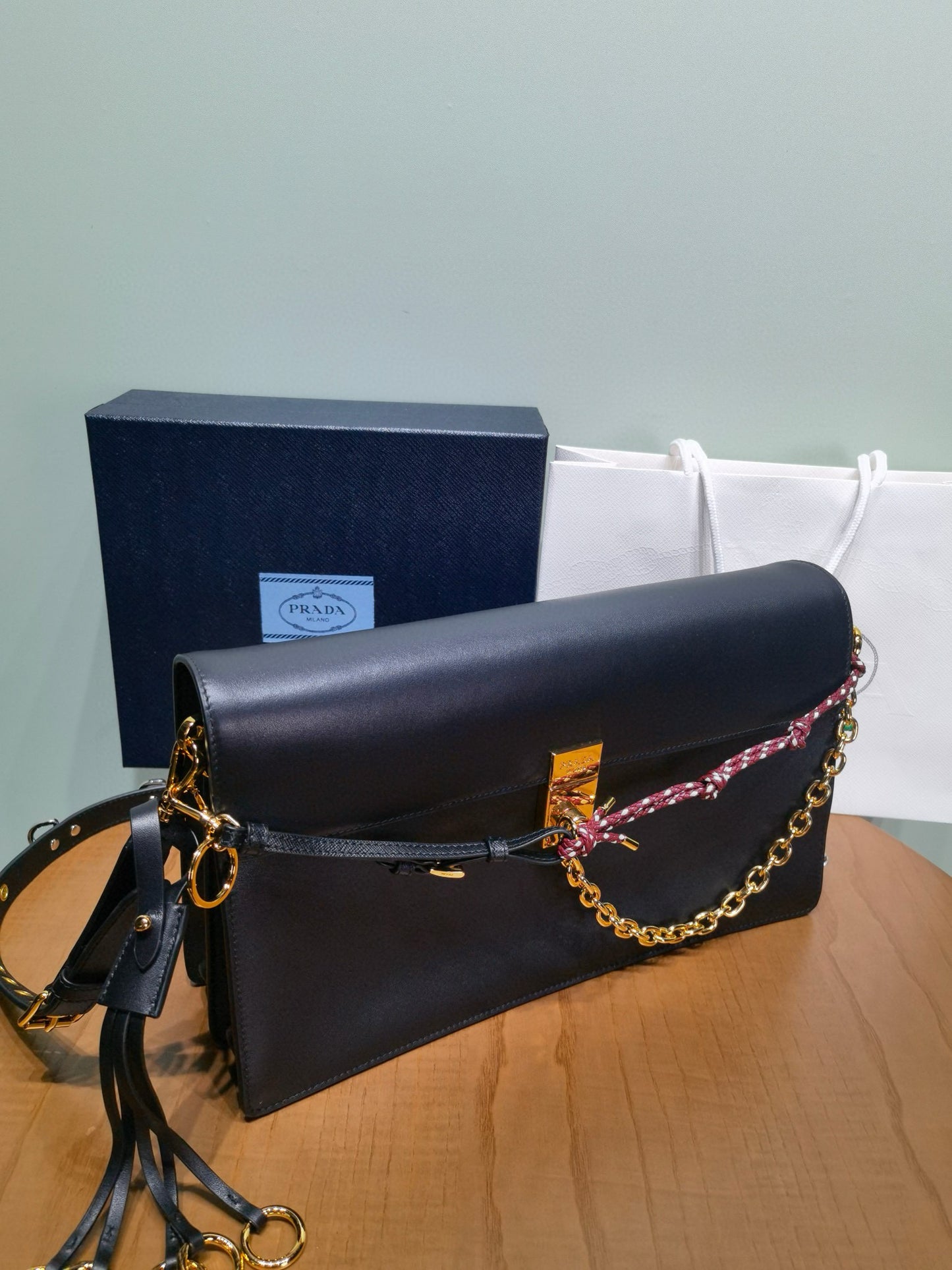 Prada Soft Sound Handbag 24x13.5x16cm