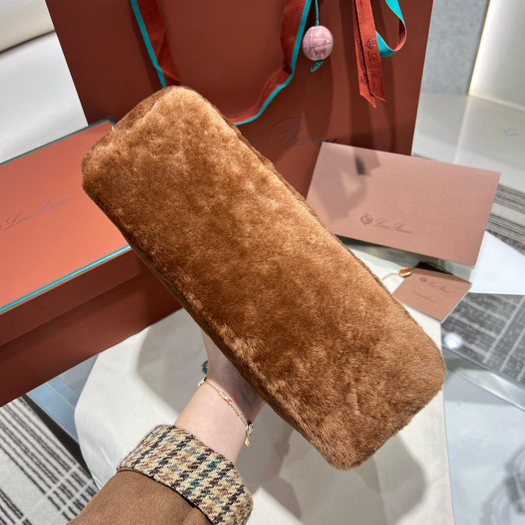 Loro Piana 27 Case Bag