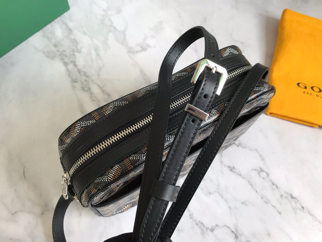 GOYARD CAP-VERT PM BAG