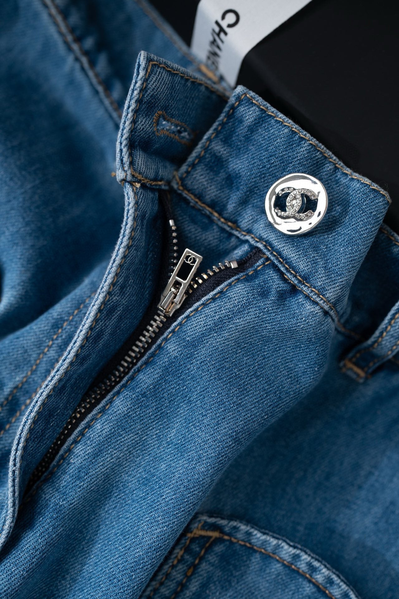 Chanel Long Jeans