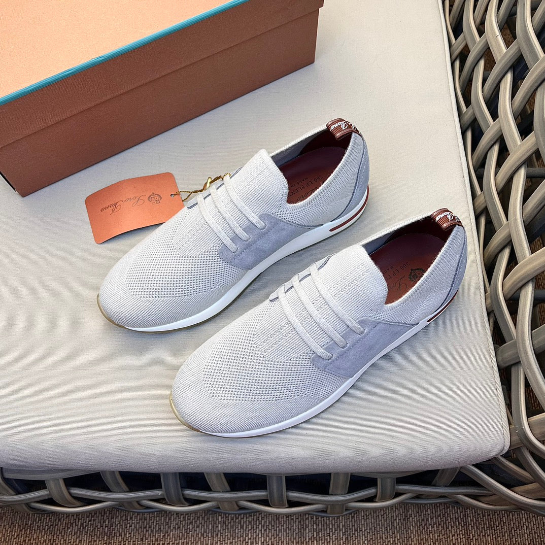 LP Sneakers