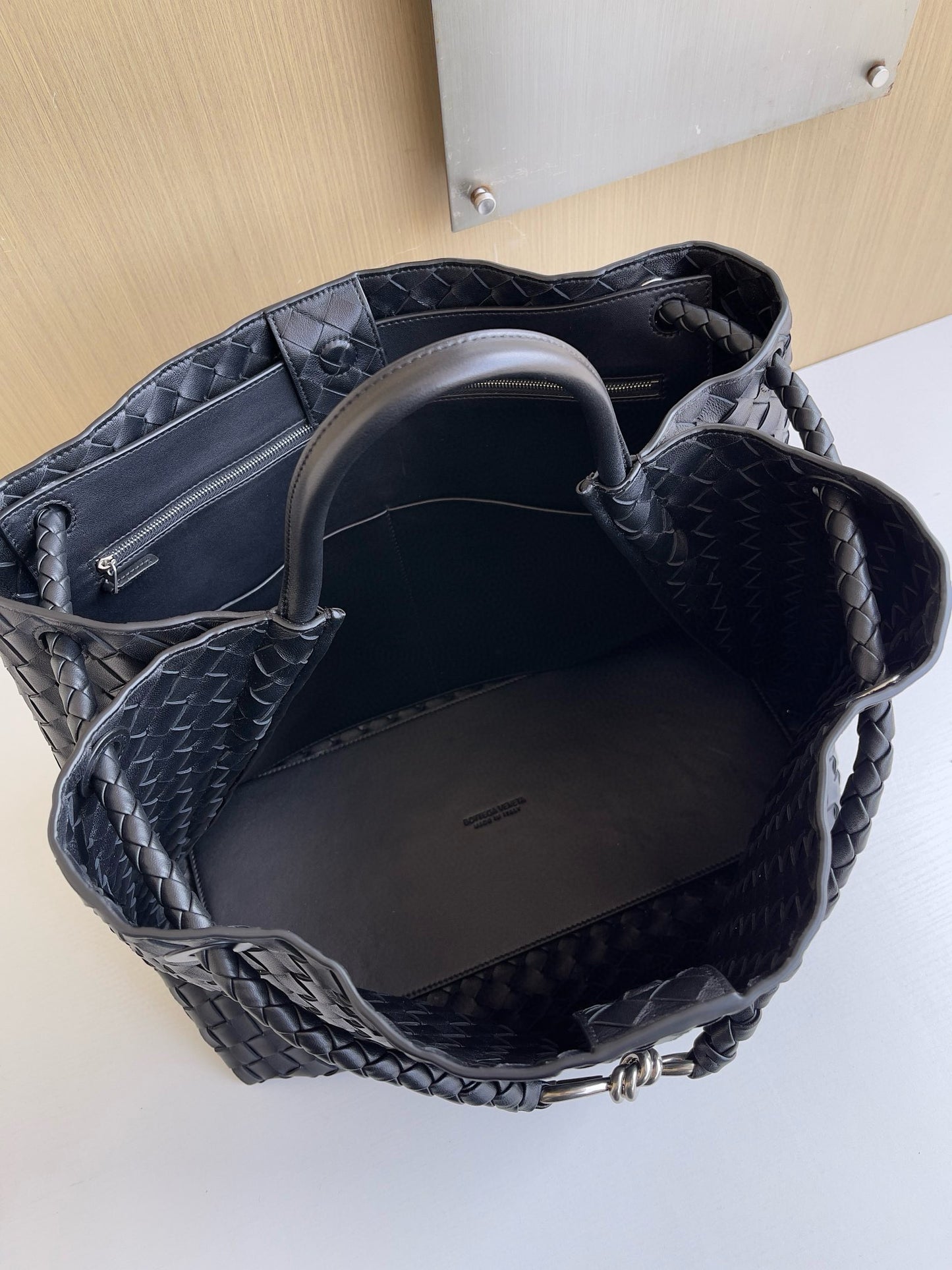 BV Intrecciato Cassette Shoulder Bag