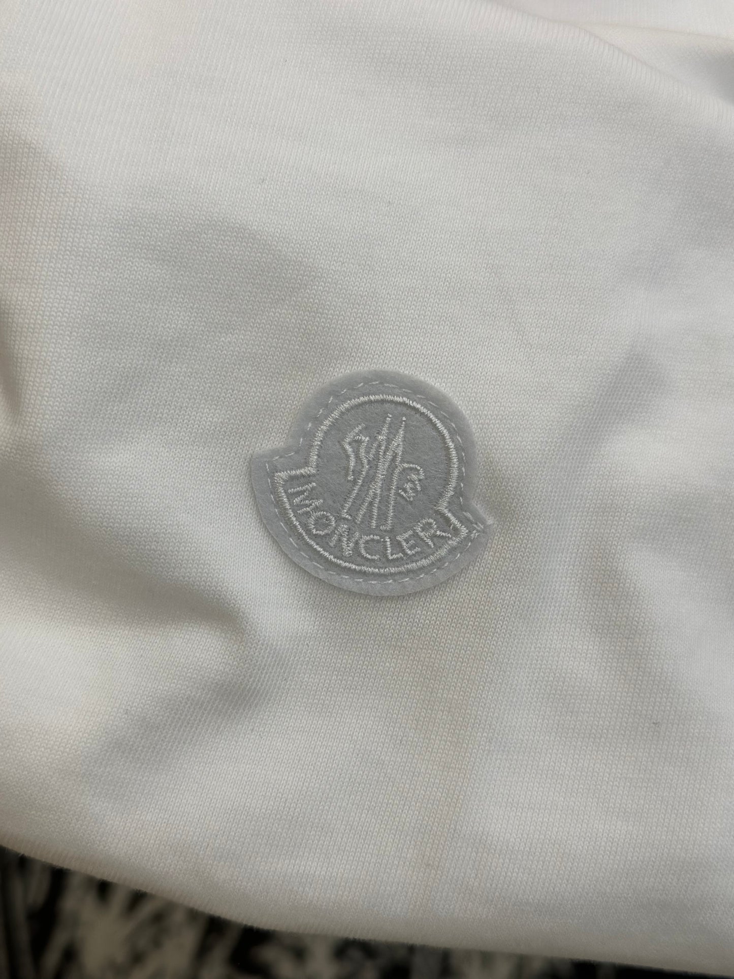Moncler T-shirt