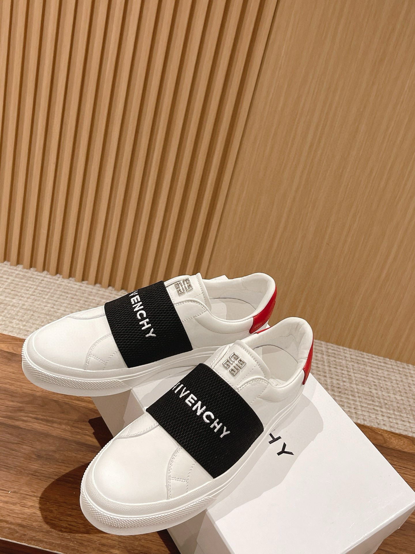 Givenchy Sneakers