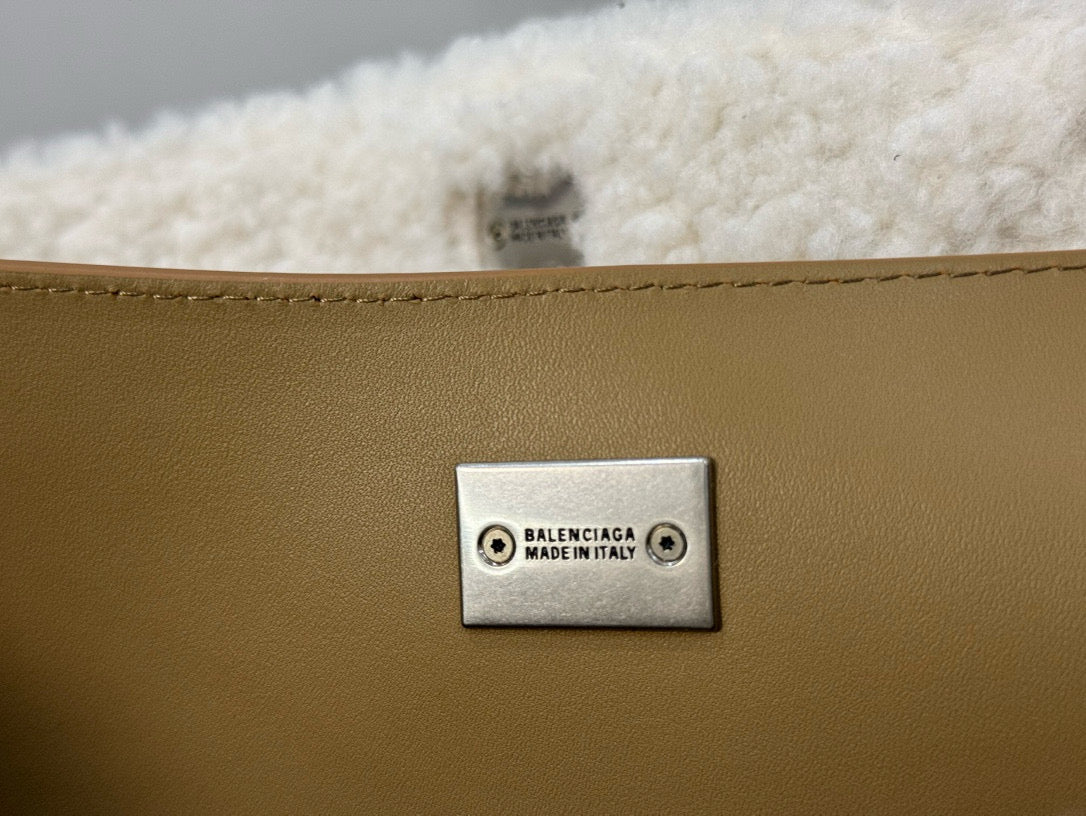BLCG Rodeo Medium Suede Handbag 29x20x10cm