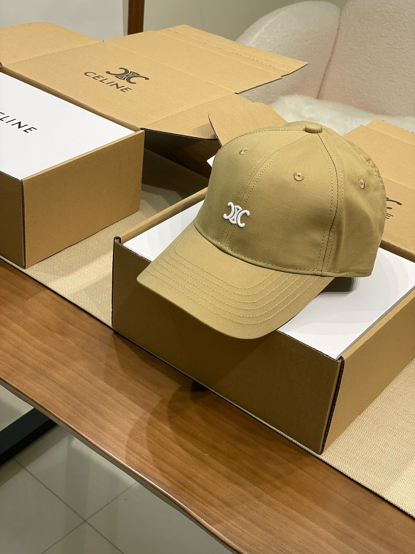Celine Cap