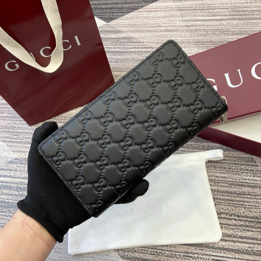 Gucci Long Zipped Wallet