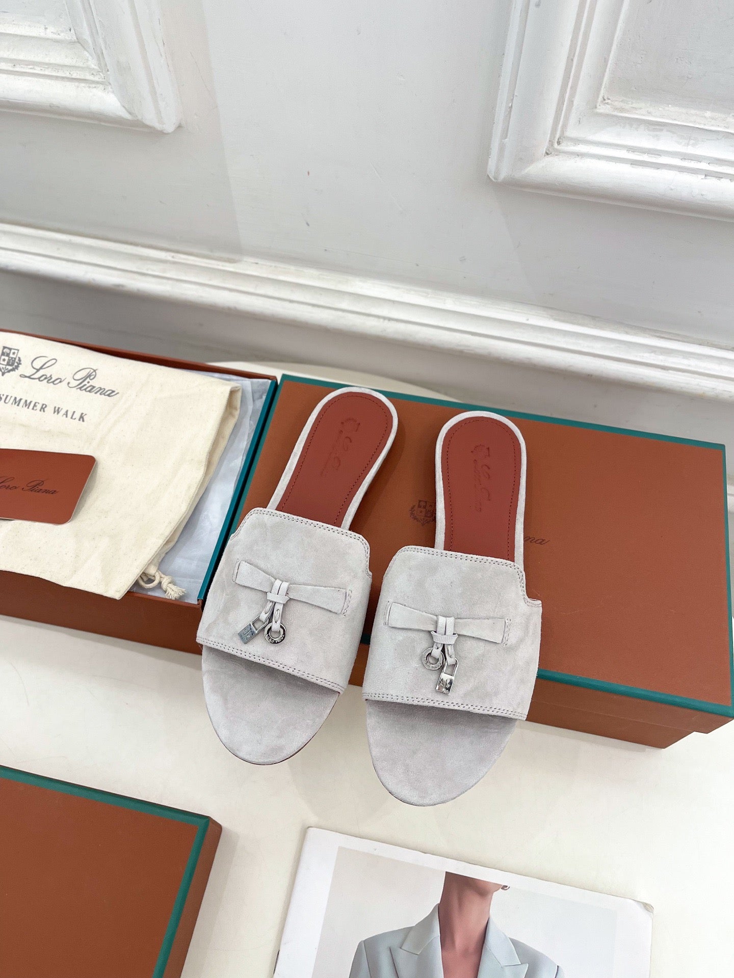 LP Sandals