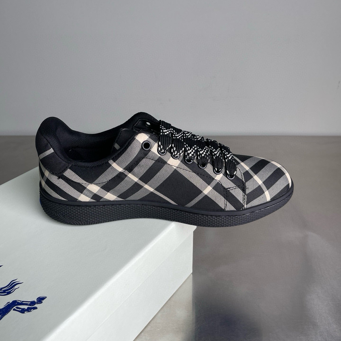 Burberry Sneakers