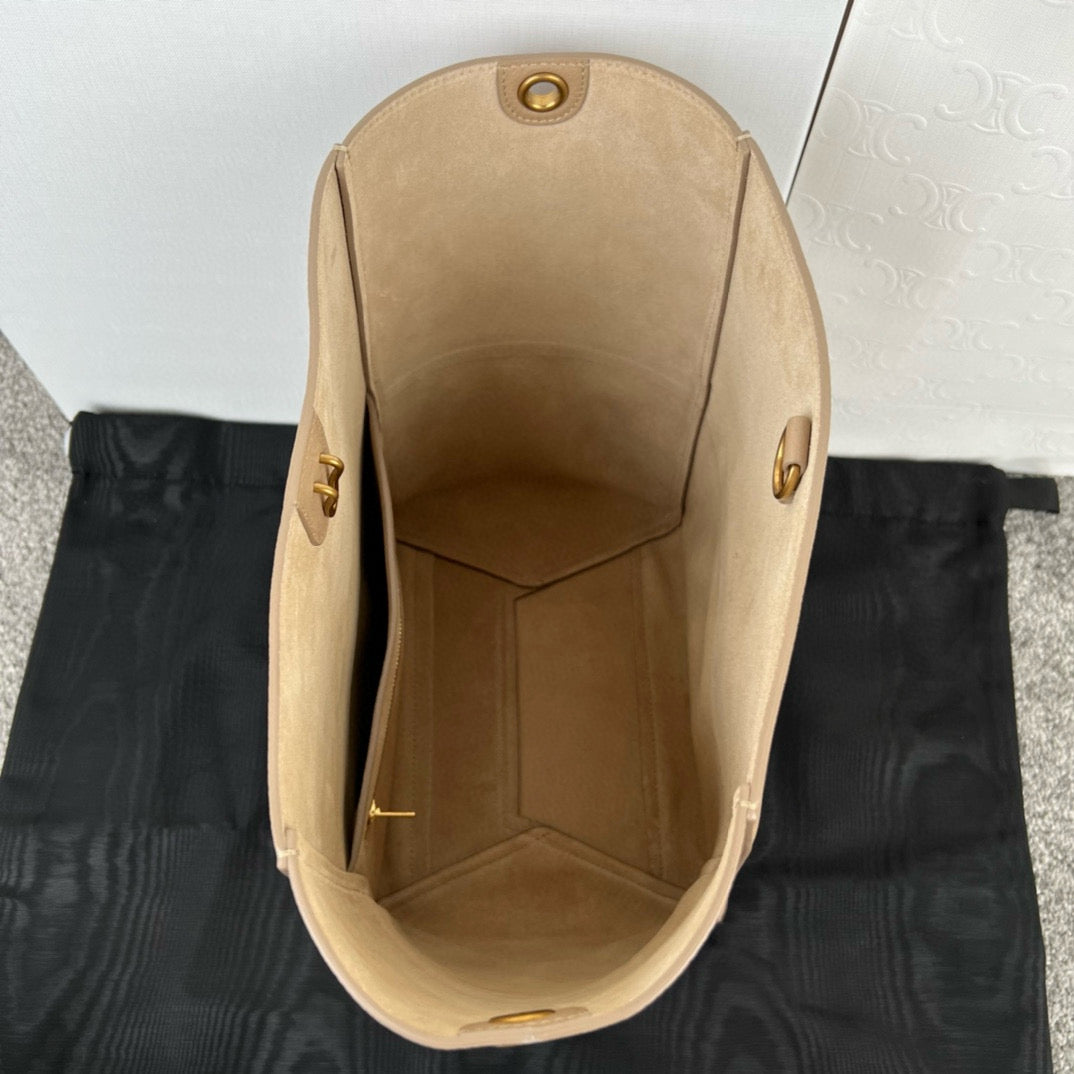 Celine Sangle Bucket