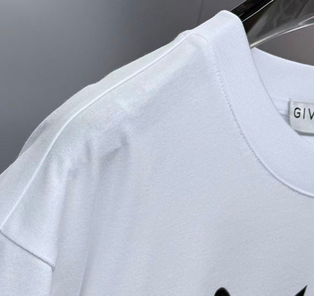 Givenchy T-Shirt