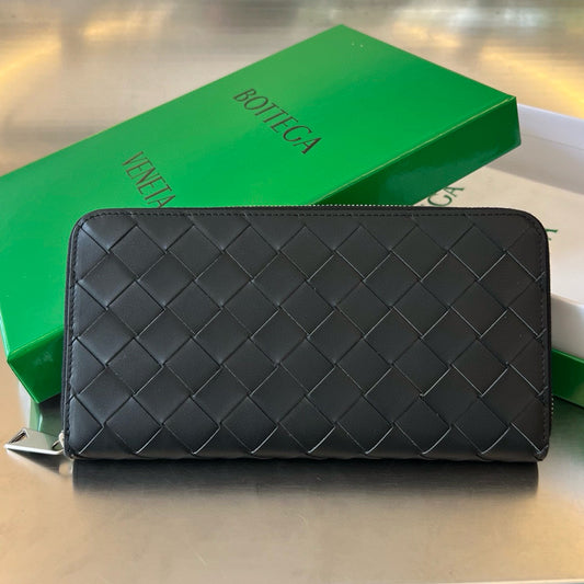 Bottega Veneta Long Zipped Wallet