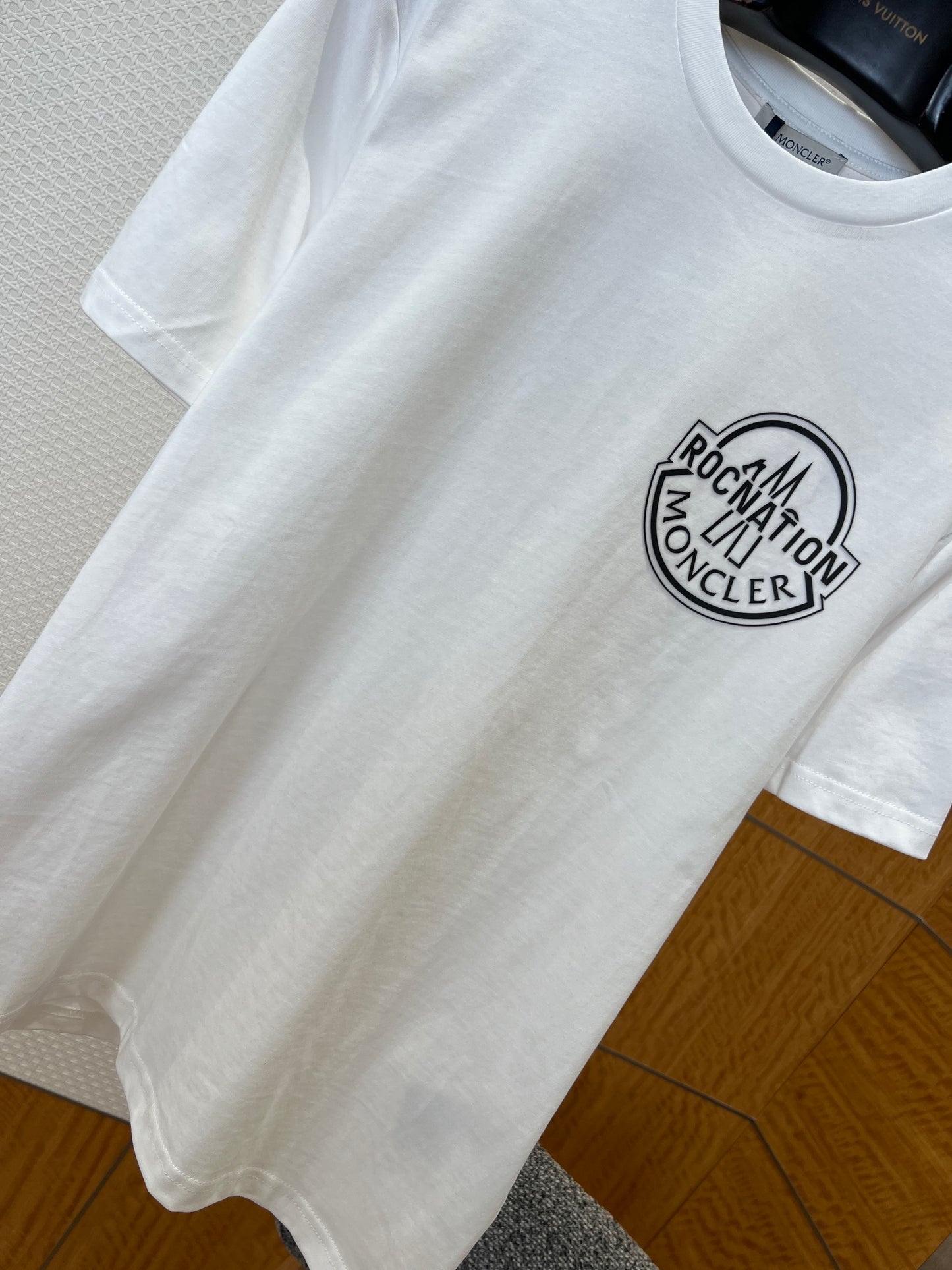 Moncler T-shirt