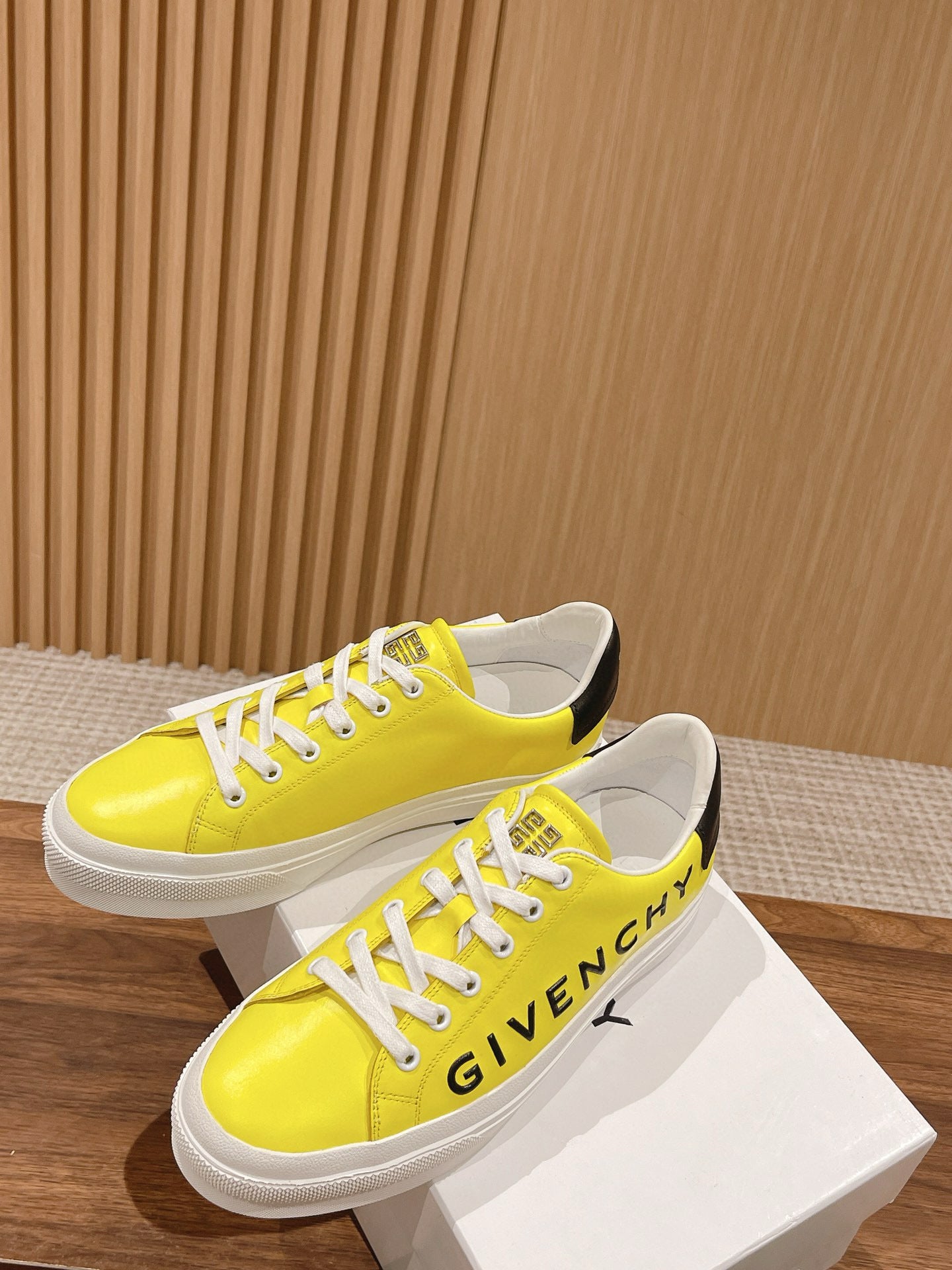 Givenchy Sneakers