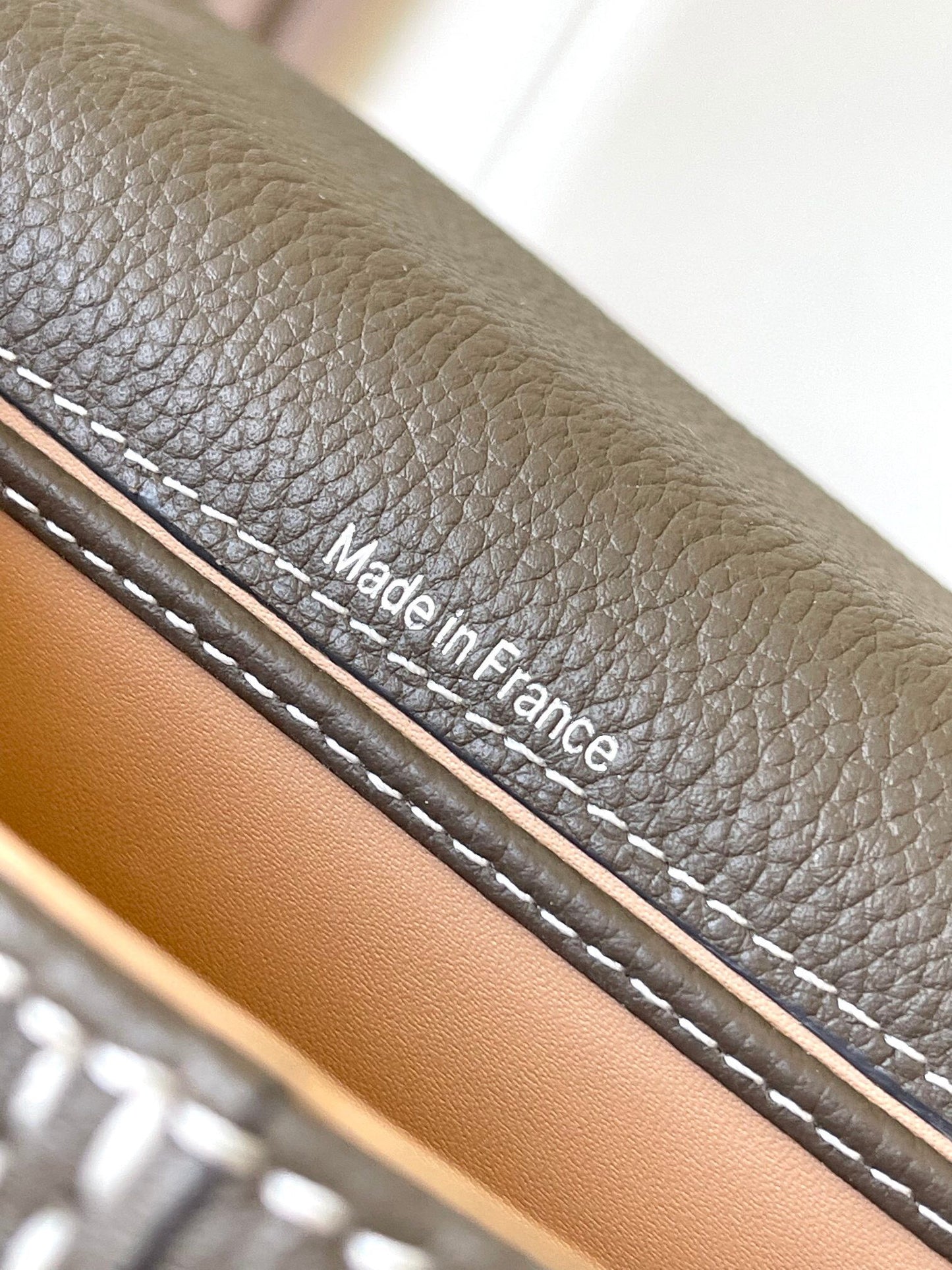 Delvaux Le Brilliant