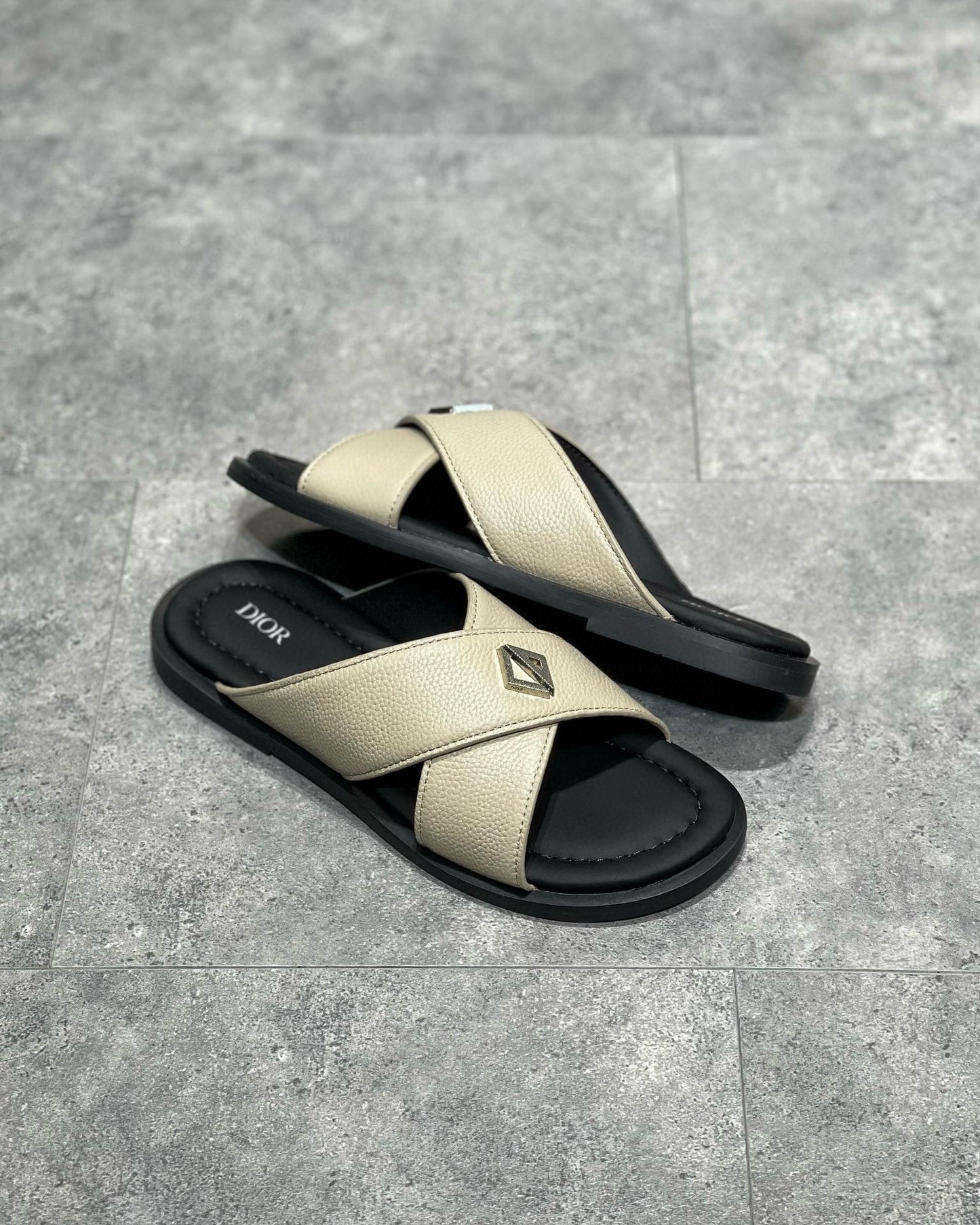 CD SANDALS