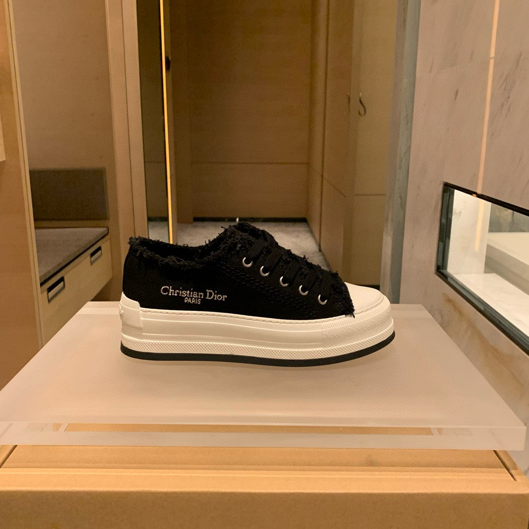 Dior Sneakers
