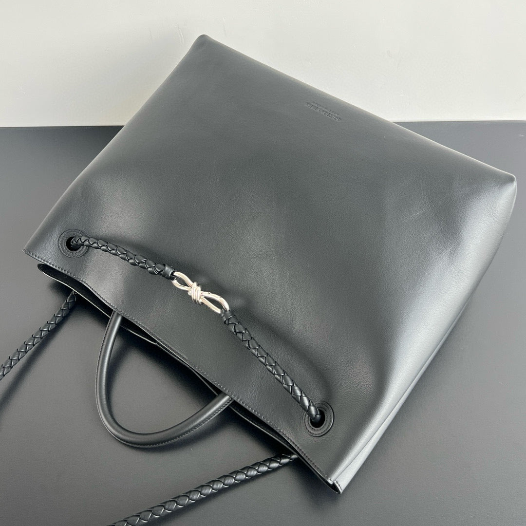 BV Shoulder Bag