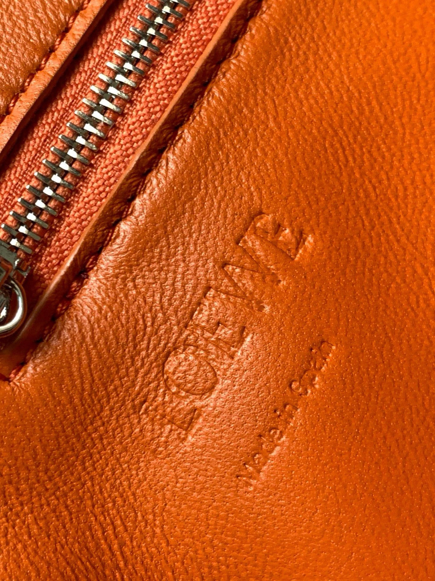 Loewe Messenger Bag 30x20.5x10CM