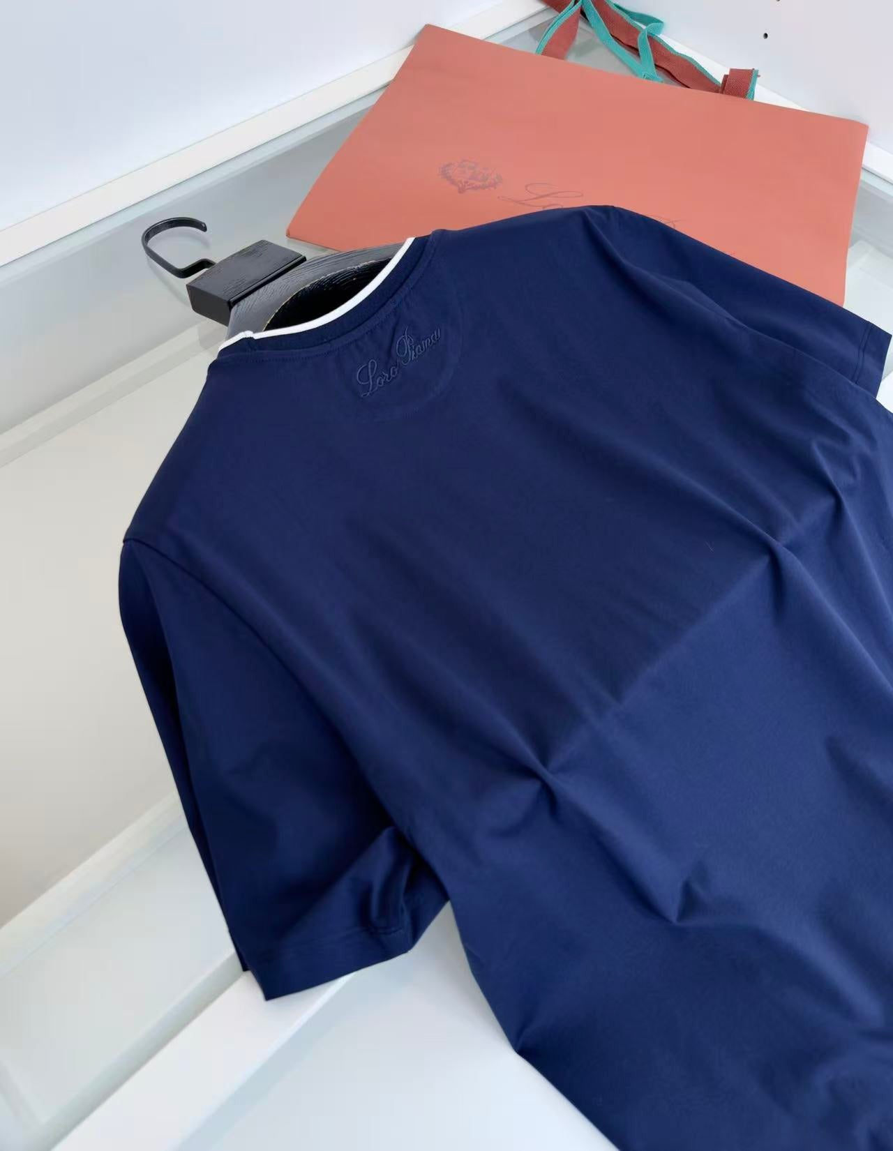 LP T-shirt