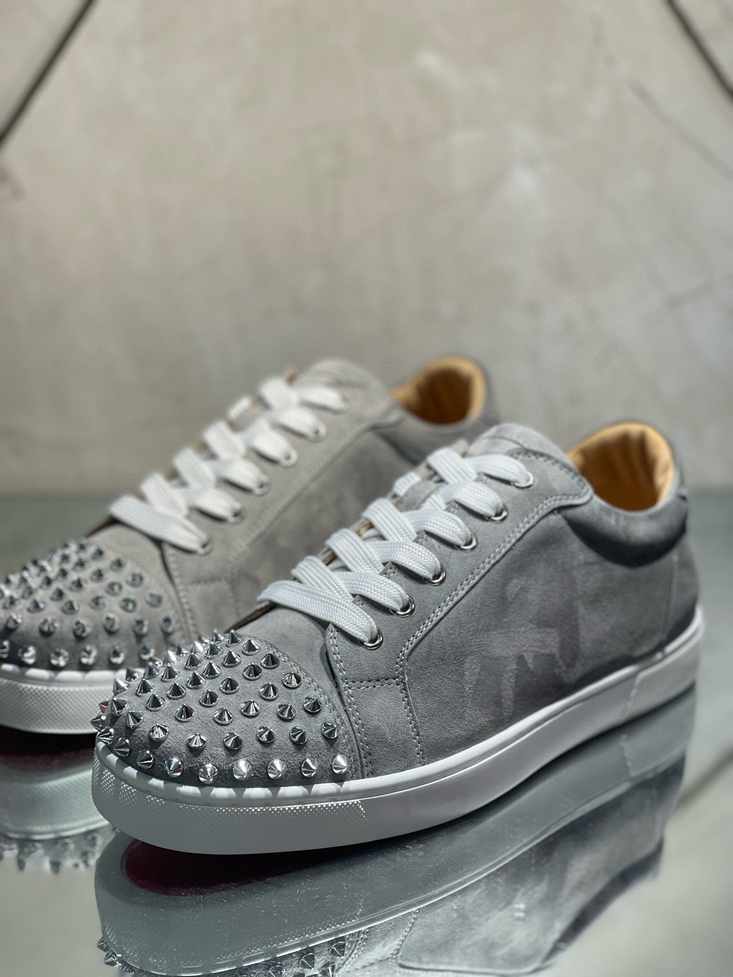 Christian Louboutin Sneakers