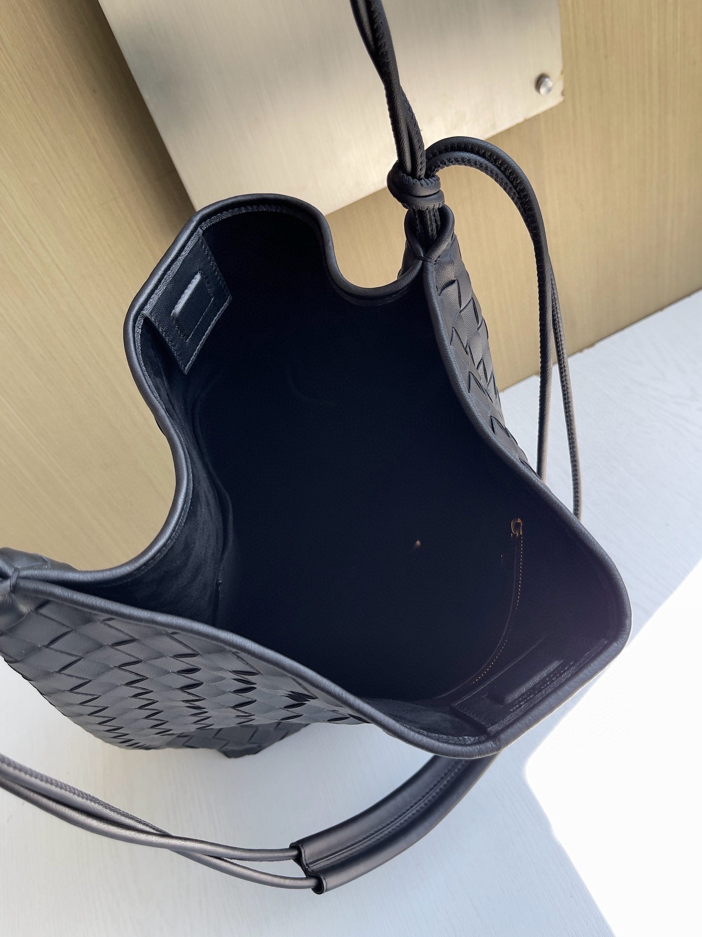 BV Sardine Hobo Bag 44x13x40cm