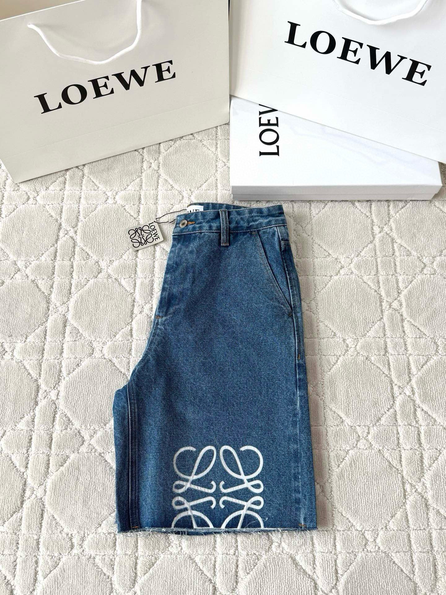 Loewe Shorts Jeans