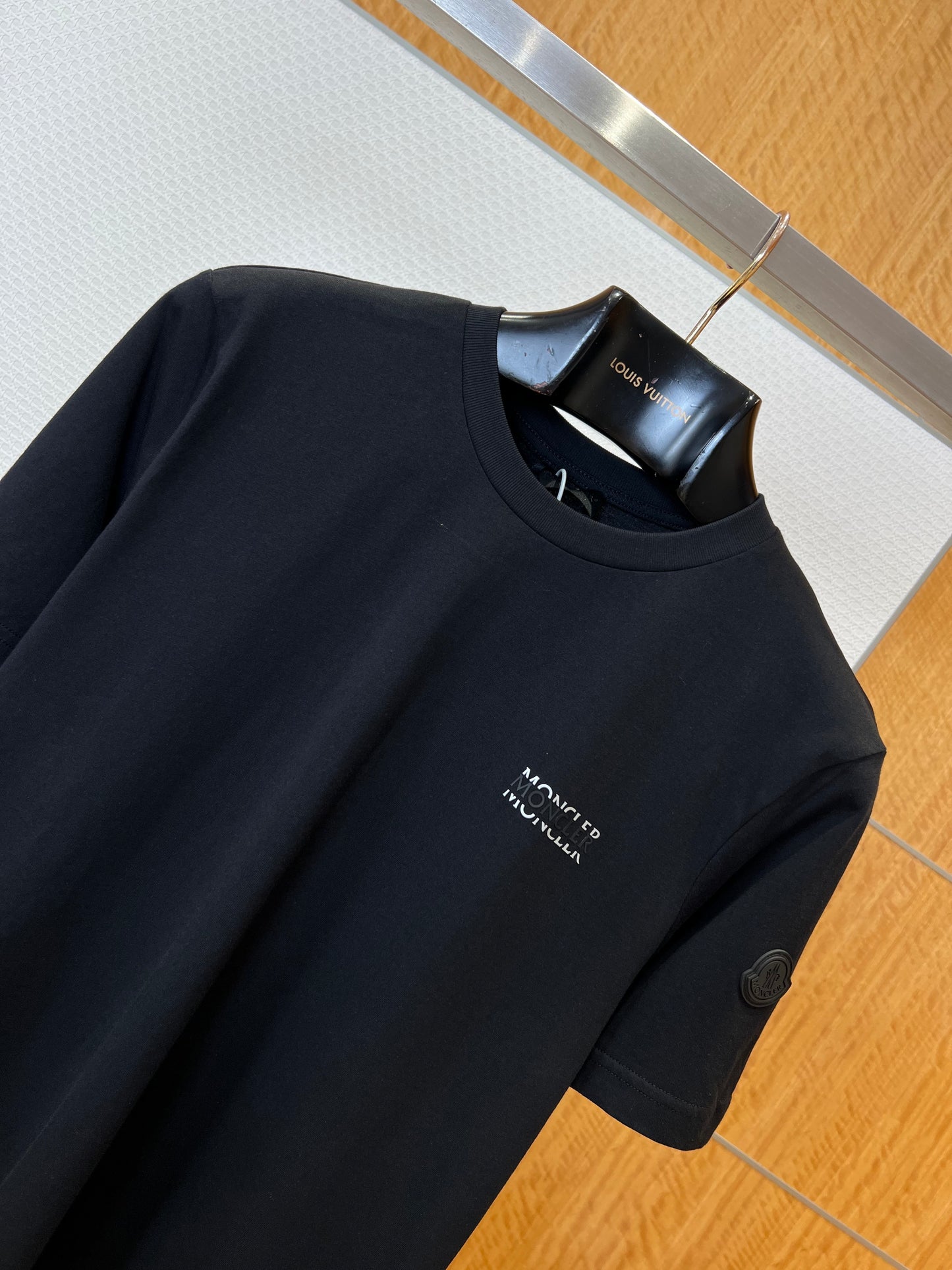 Moncler T-shirt