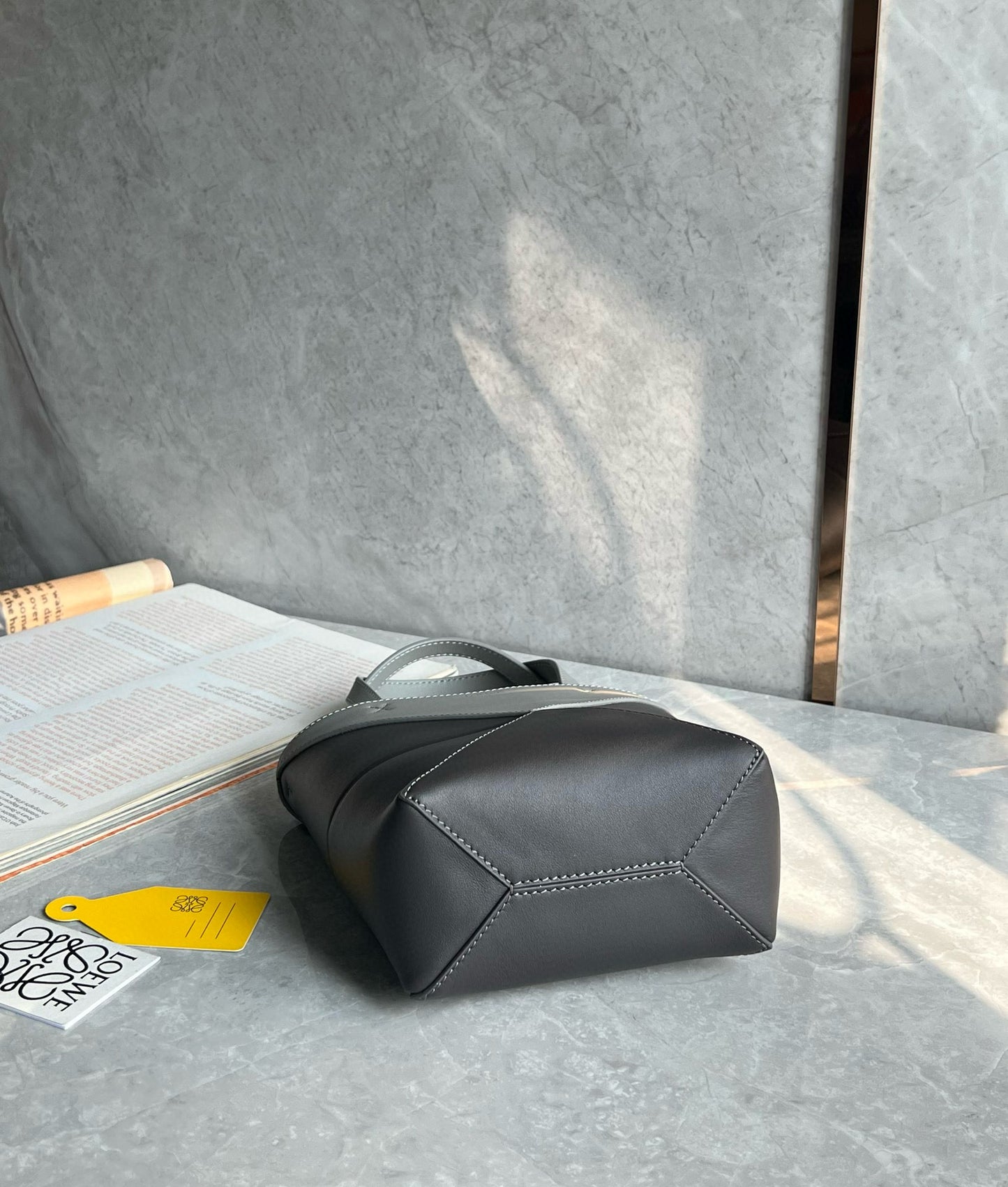 Loewe Puzzle Fold Tote Bag(20x16.5x9.5cm)
