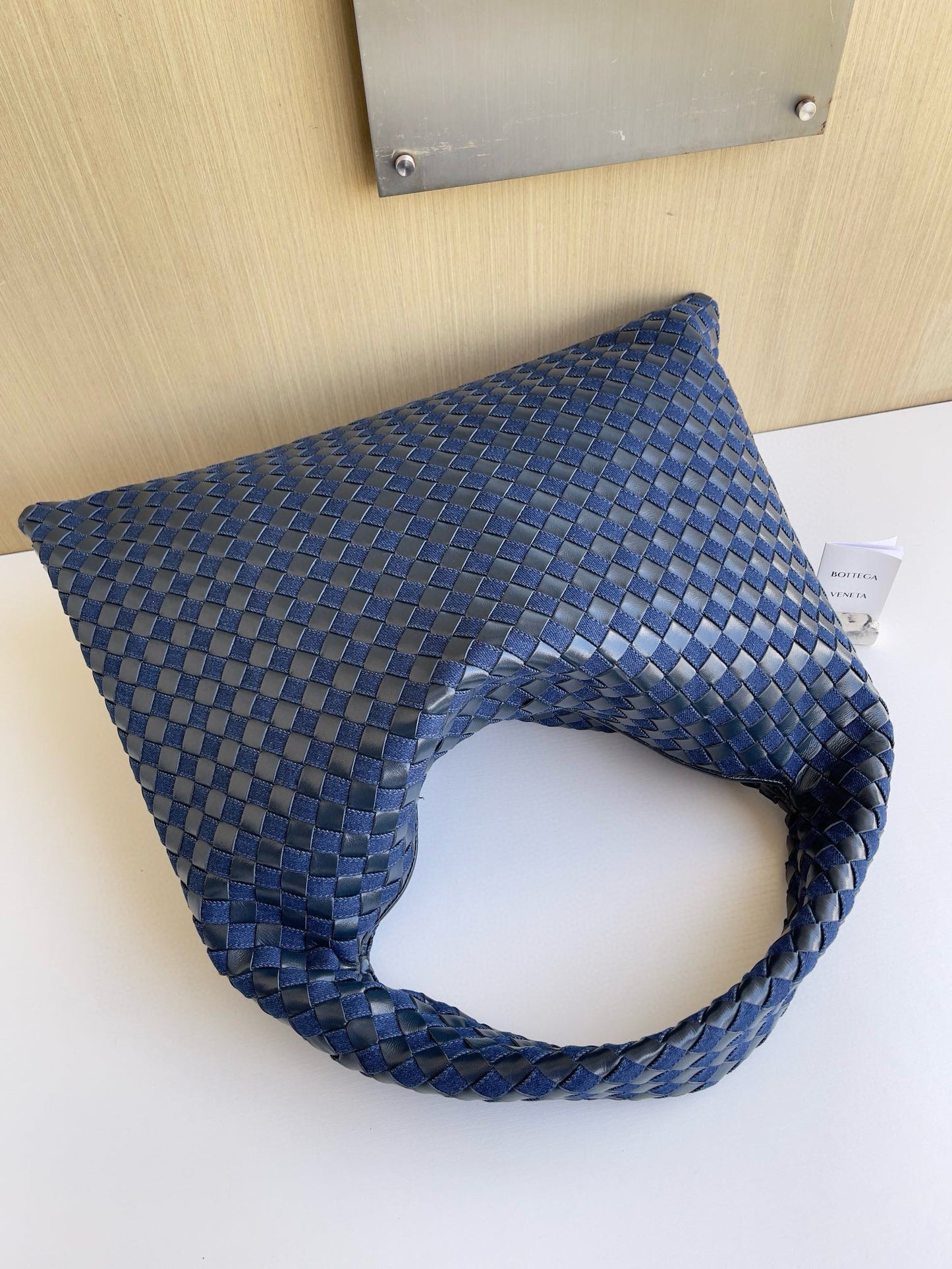 BV Hop Shoulder Bag 54x24x13cm