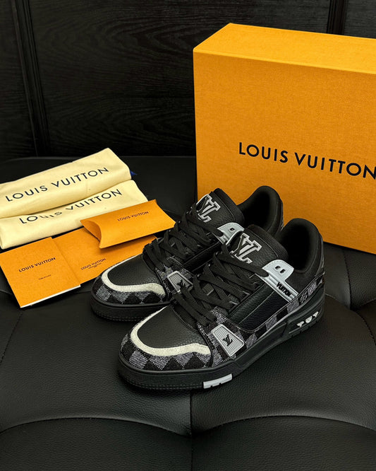 Lv Trainer