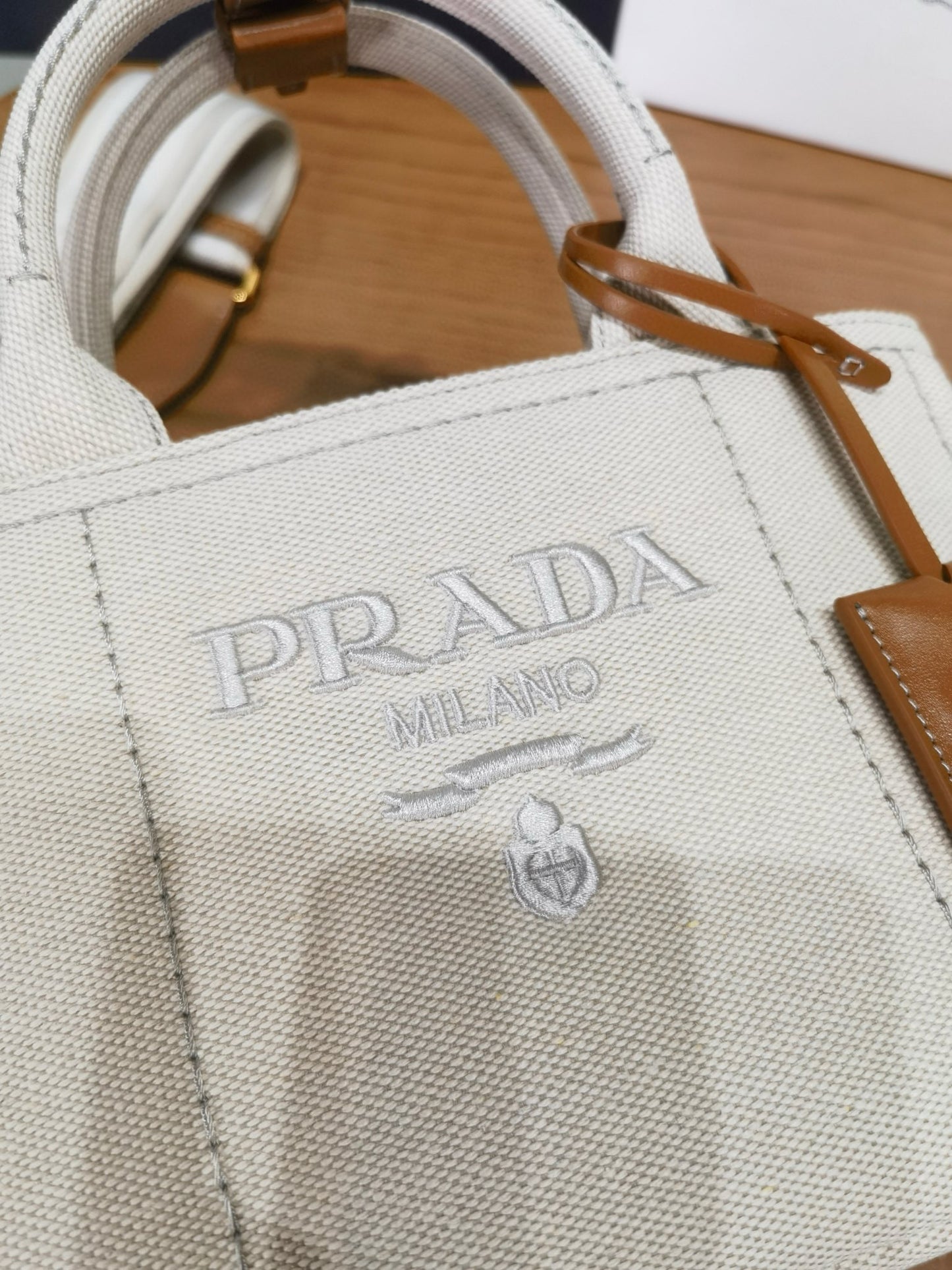 Prada Handle Bag 22x15x13cm