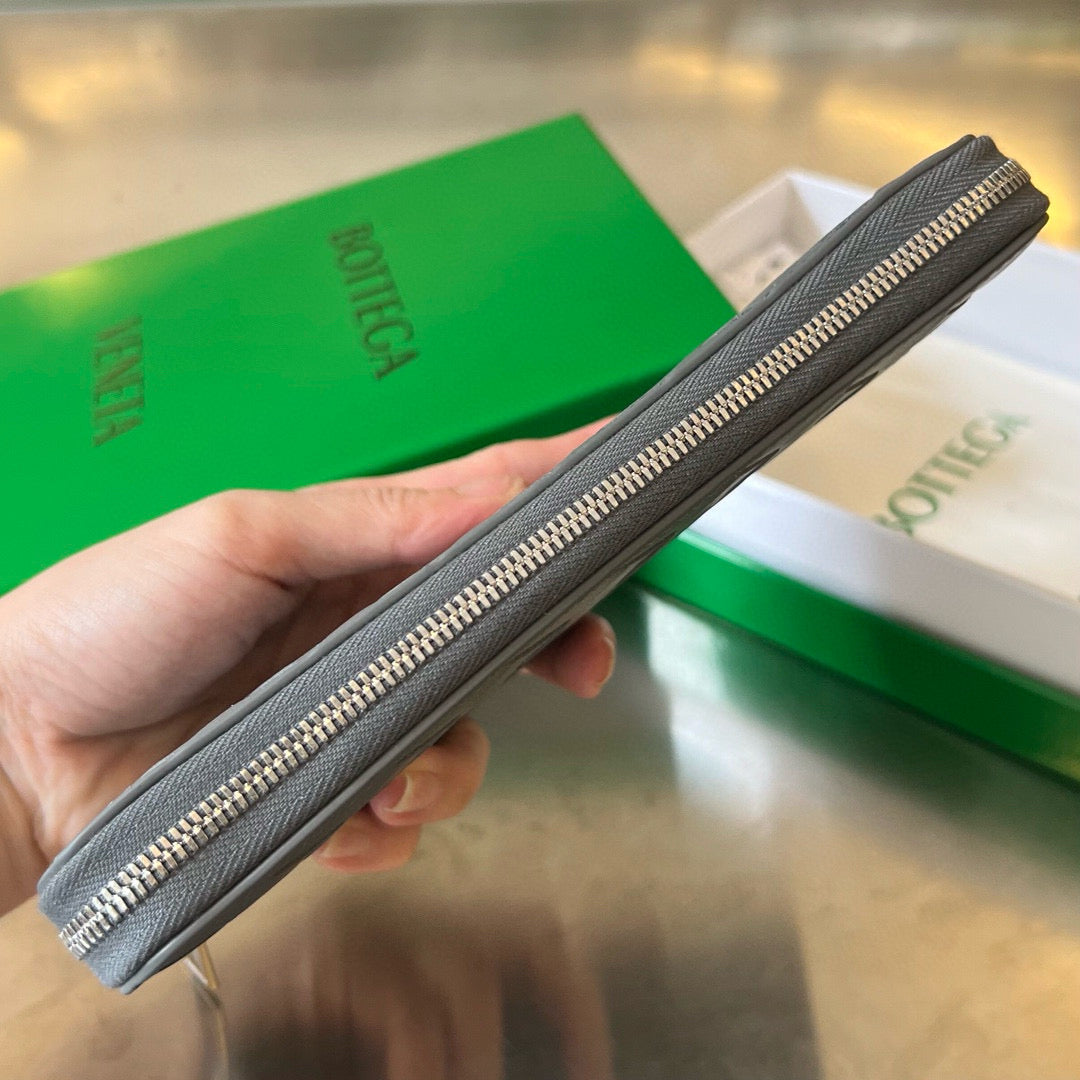 Bottega Veneta Long Zipped Wallet